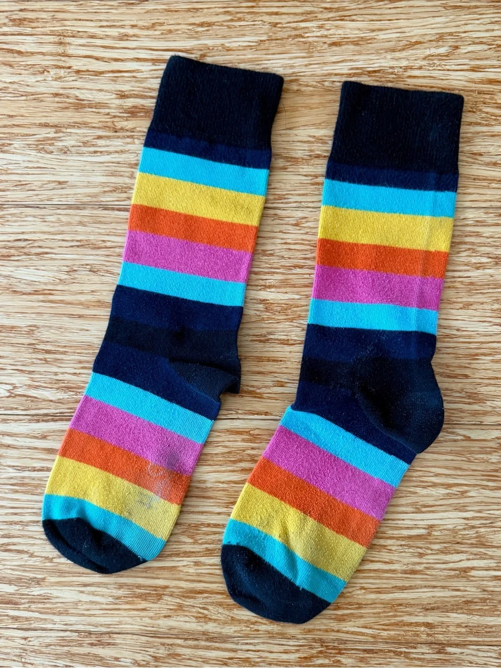 LOT 8 Pairs Women's Happy Socks Small 9-11 36-40
